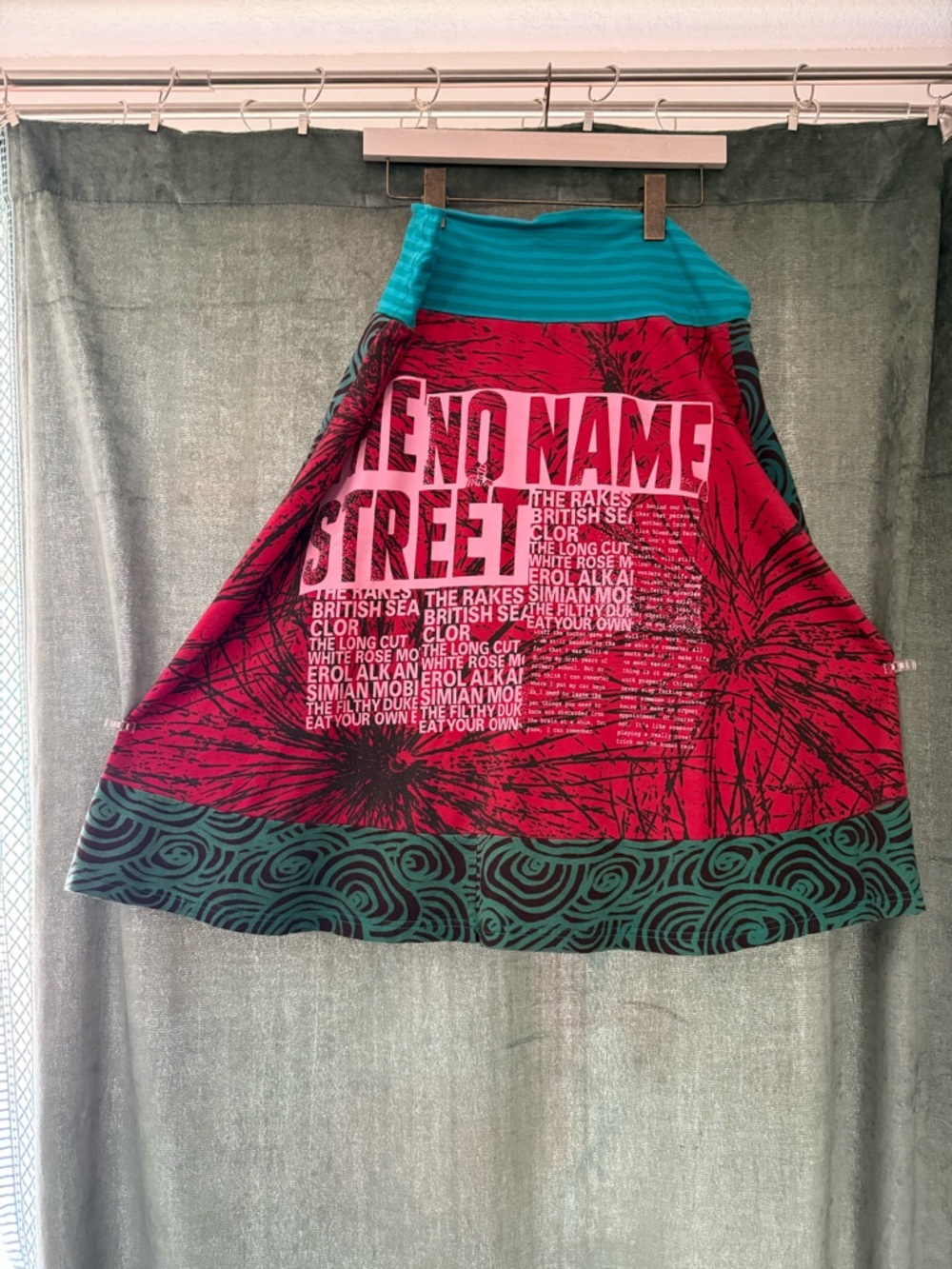 Desigual Teal, Black & Red Patterned A-Line Skirt Marked Size M, but fits L or X - Picture 3 of 3